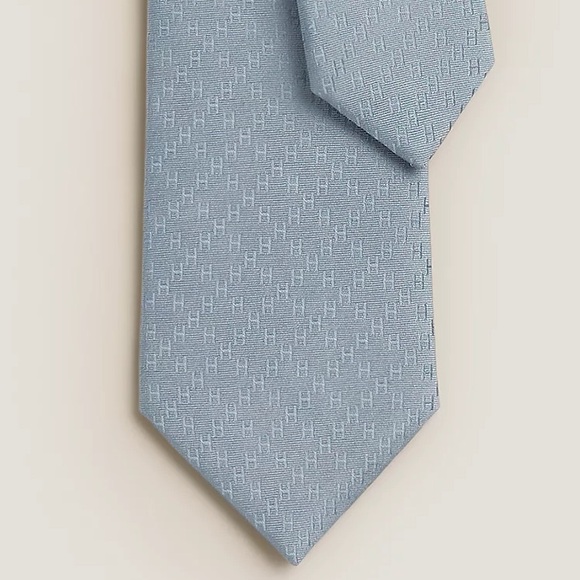 HERMES BNIB AUTHENTIC Faconnee New H tie Gris Glacier